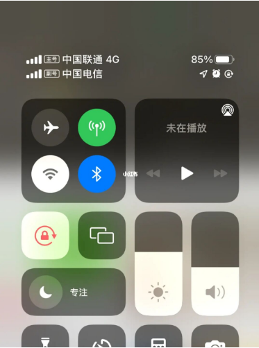 琼海苹果手机维修分享iPhone双卡信号解决办法 